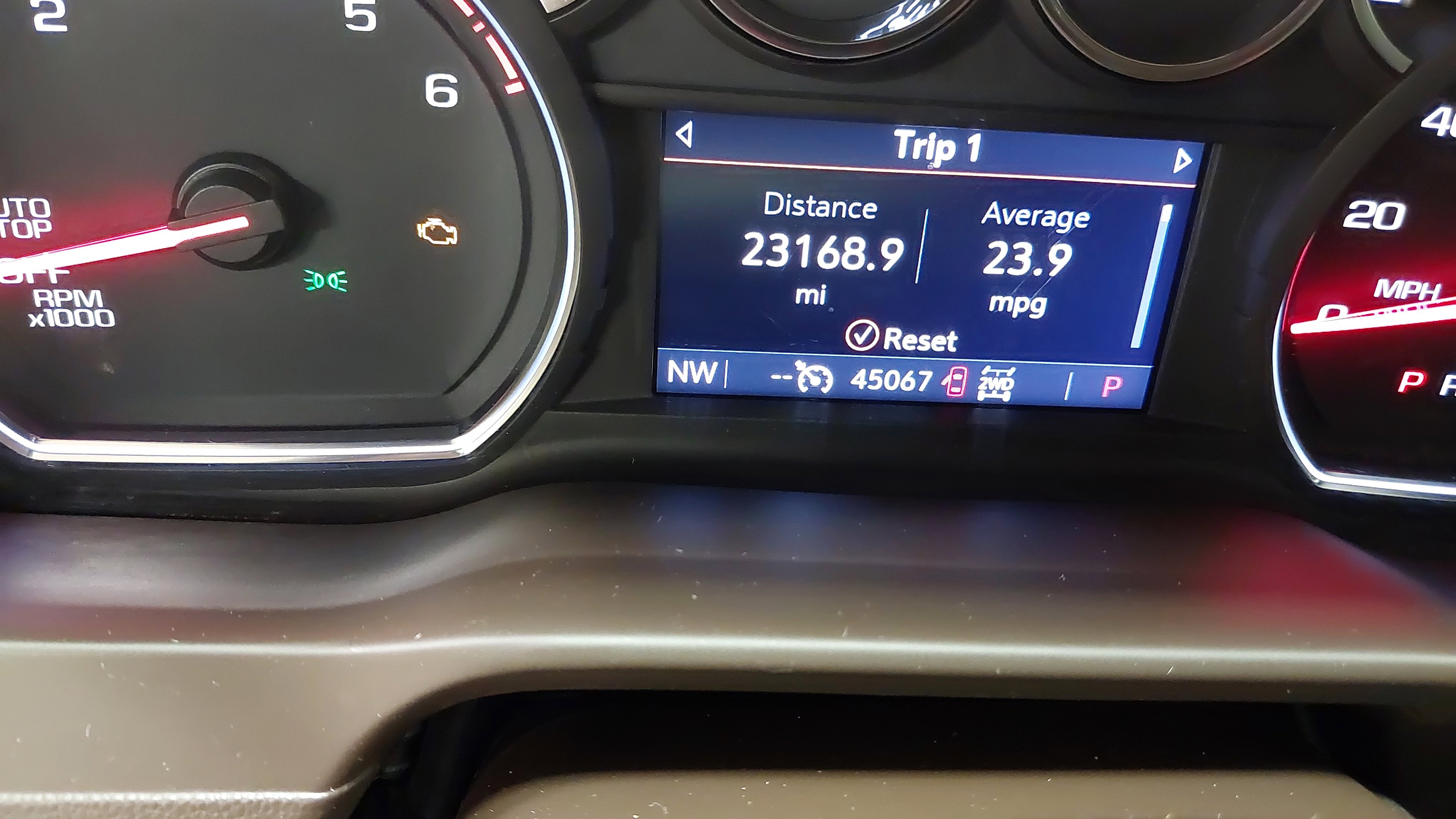 Certified 2022 Chevrolet Silverado 1500 LTZ AWD/4WD image 19