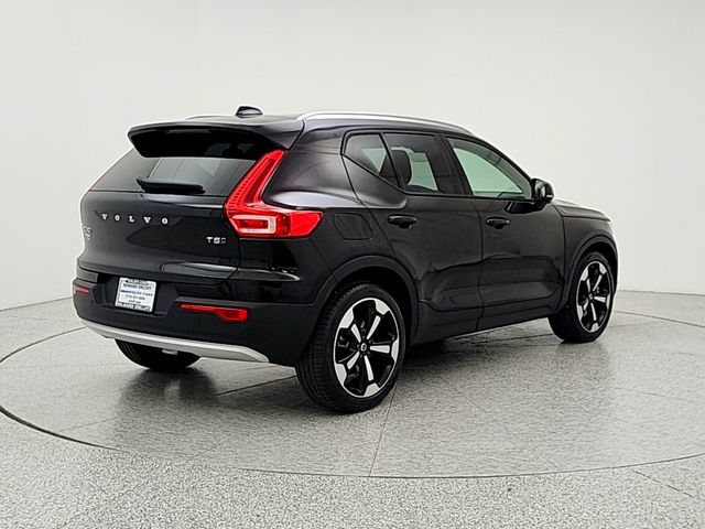 Used 2020 Volvo XC40 T5 Momentum w/ Protection Package AWD/4WD image 5