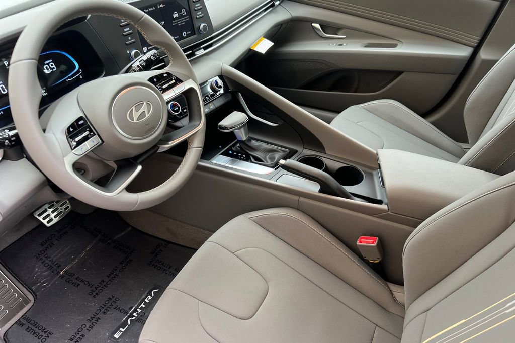 New 2026 Hyundai Elantra Sport image 8