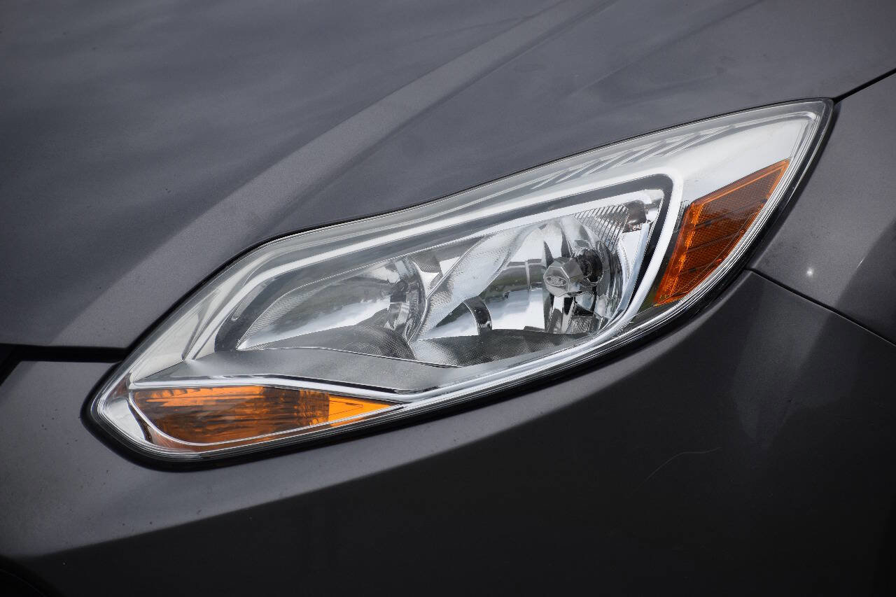 Used 2014 Ford Focus SE image 35
