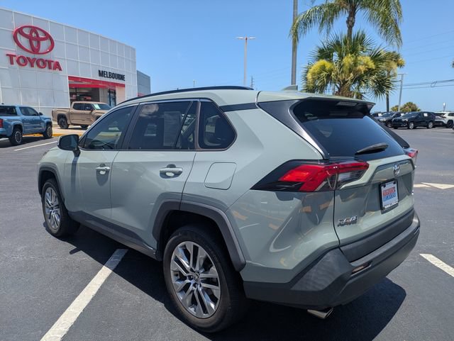 Used 2022 Toyota RAV4 XLE Premium FWD image 6