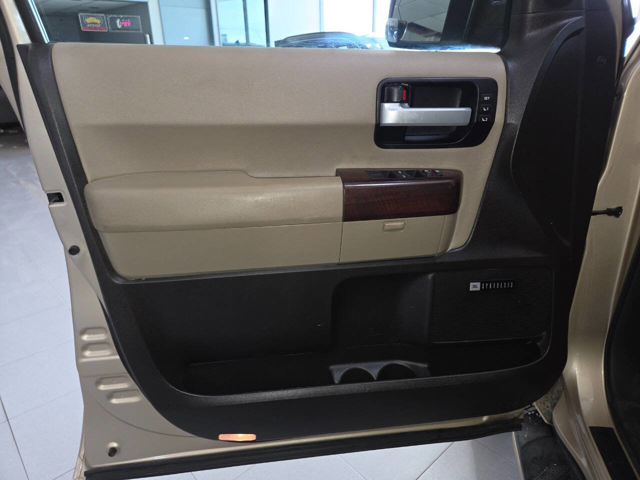 Used 2011 Toyota Sequoia Platinum AWD/4WD image 13