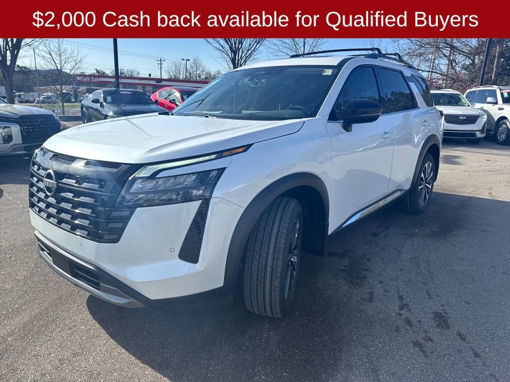 New 2026 Nissan Pathfinder Platinum image 3