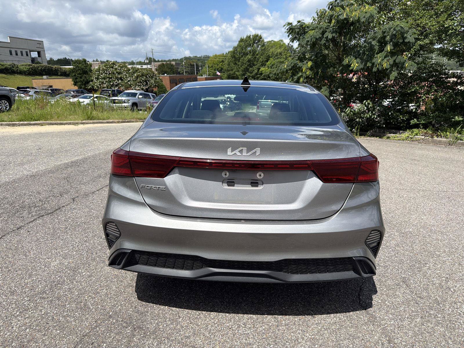 Used 2023 Kia Forte LXS FWD image 4
