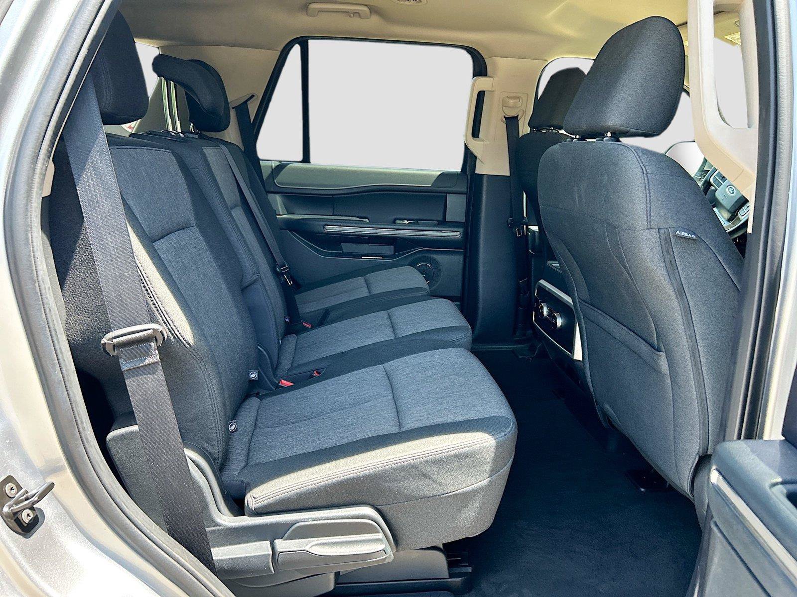 Used 2024 Ford Expedition XLT AWD/4WD image 22
