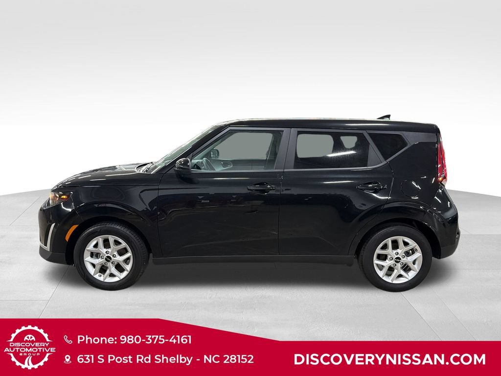 Used 2024 Kia Soul LX w/ Option Group 015 FWD image 9