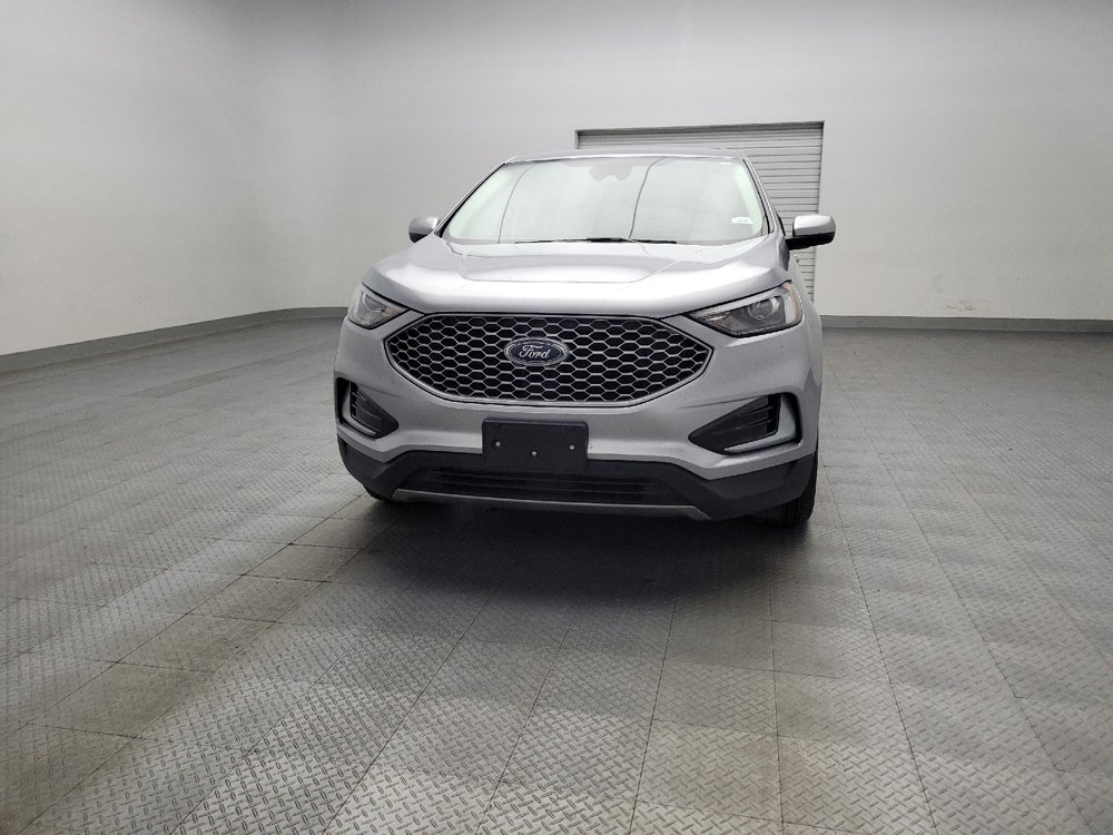 Used 2023 Ford Edge SEL image 15