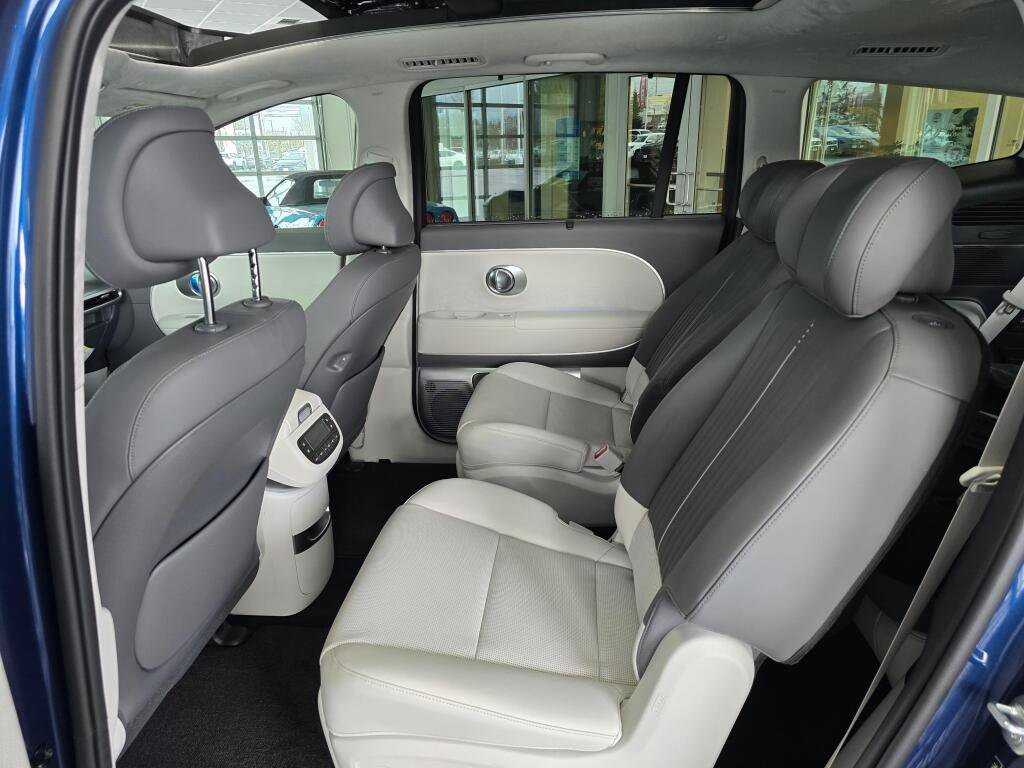 New 2026 Hyundai Ioniq 9 Calligraphy AWD/4WD image 37