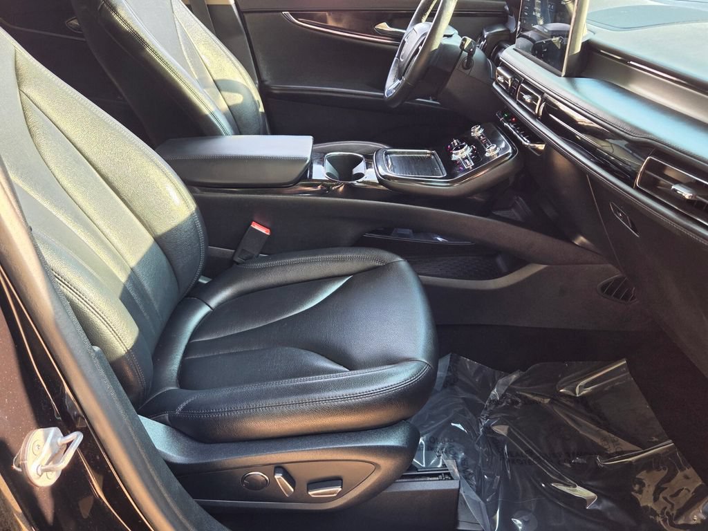 Used 2022 Lincoln Nautilus AWD image 18