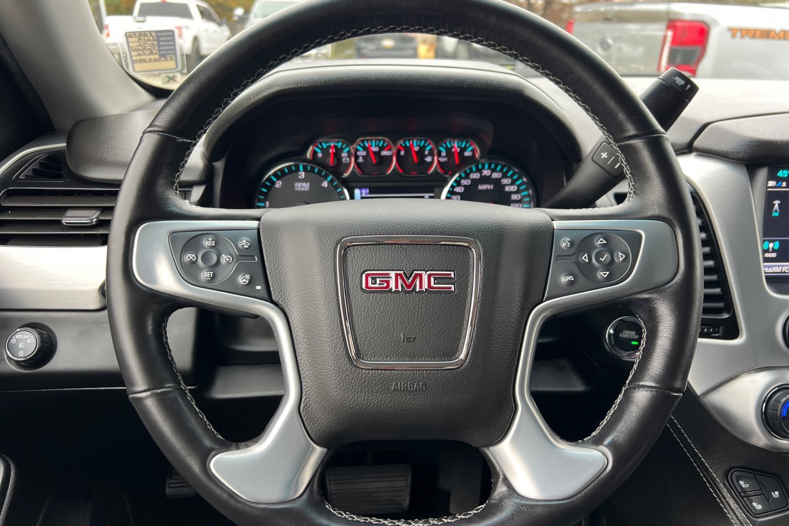 Used 2019 GMC Yukon XL SLT image 26