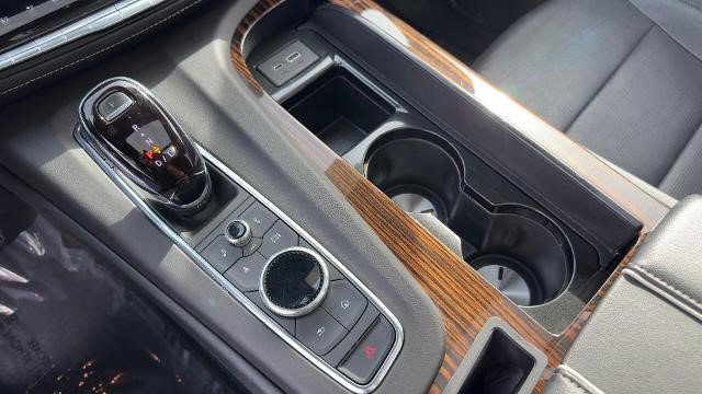 Certified 2023 Cadillac Escalade Premium Luxury w/ LPO, Radiant Package image 20