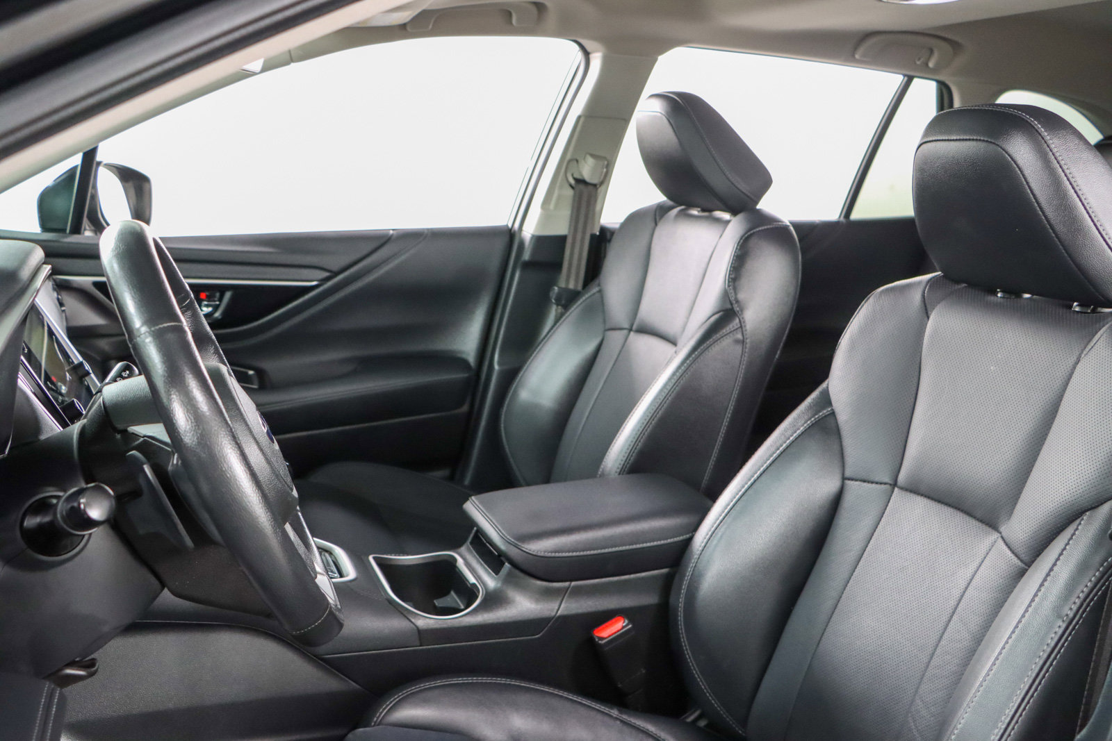 Used 2023 Subaru Outback Limited image 24