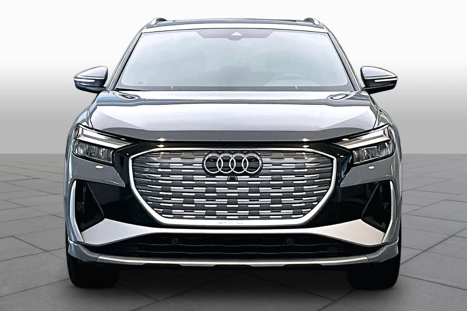 Used 2023 Audi Q4 e-tron Premium AWD/4WD image 3