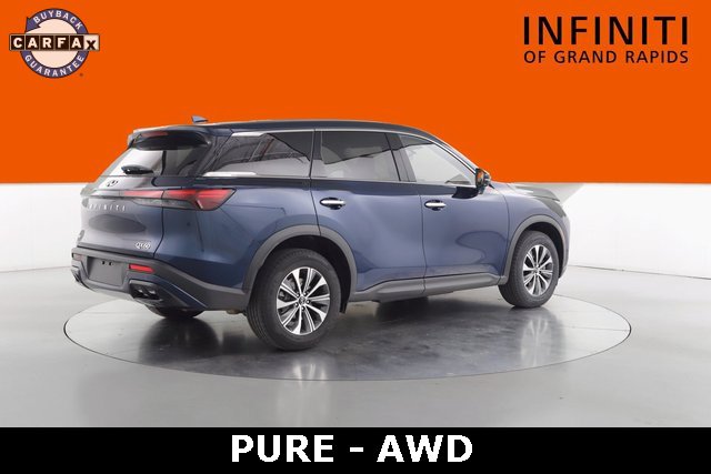 Used 2023 INFINITI QX60 Pure image 3