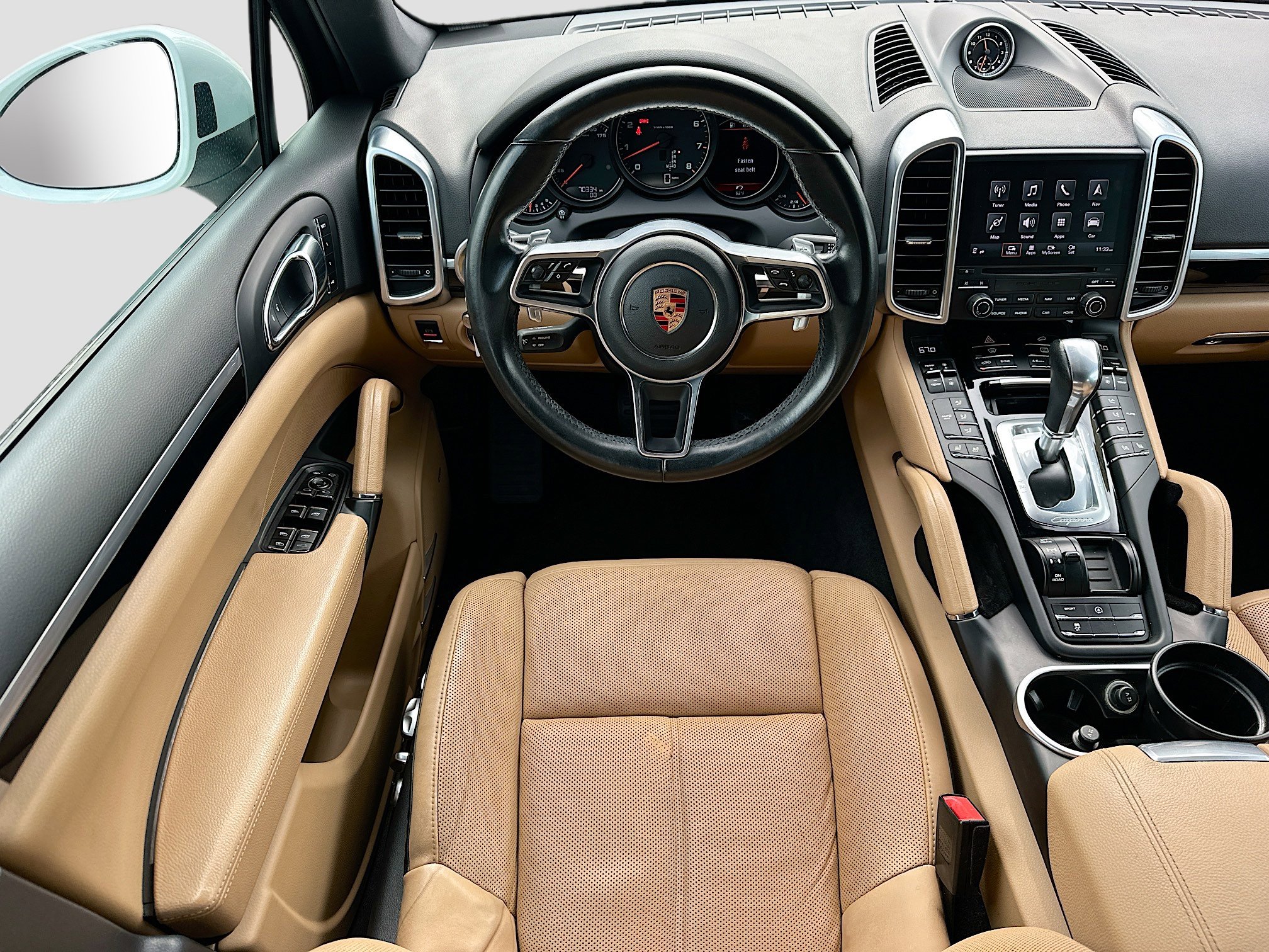 Used 2017 Porsche Cayenne Platinum Edition image 23