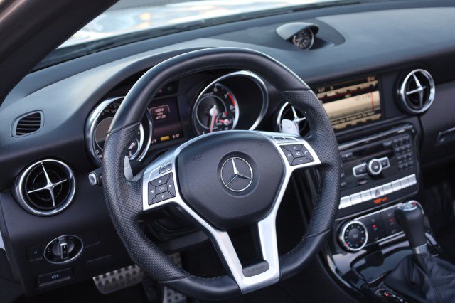 Used 2014 Mercedes-Benz SLK 55 AMG image 24