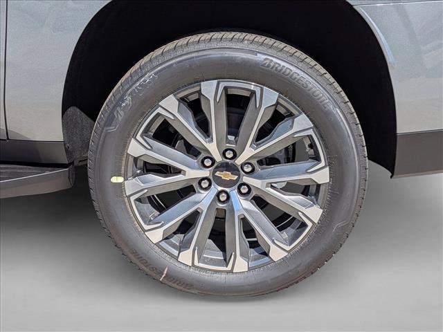 New 2026 Chevrolet Suburban High Country image 9