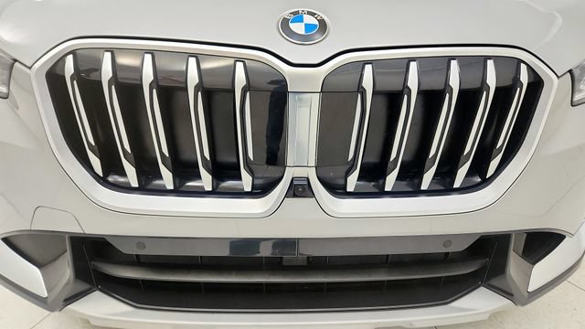 Used 2026 BMW X1 xDrive28i AWD/4WD image 23