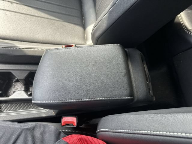 Used 2024 Volkswagen Tiguan SE AWD/4WD image 25