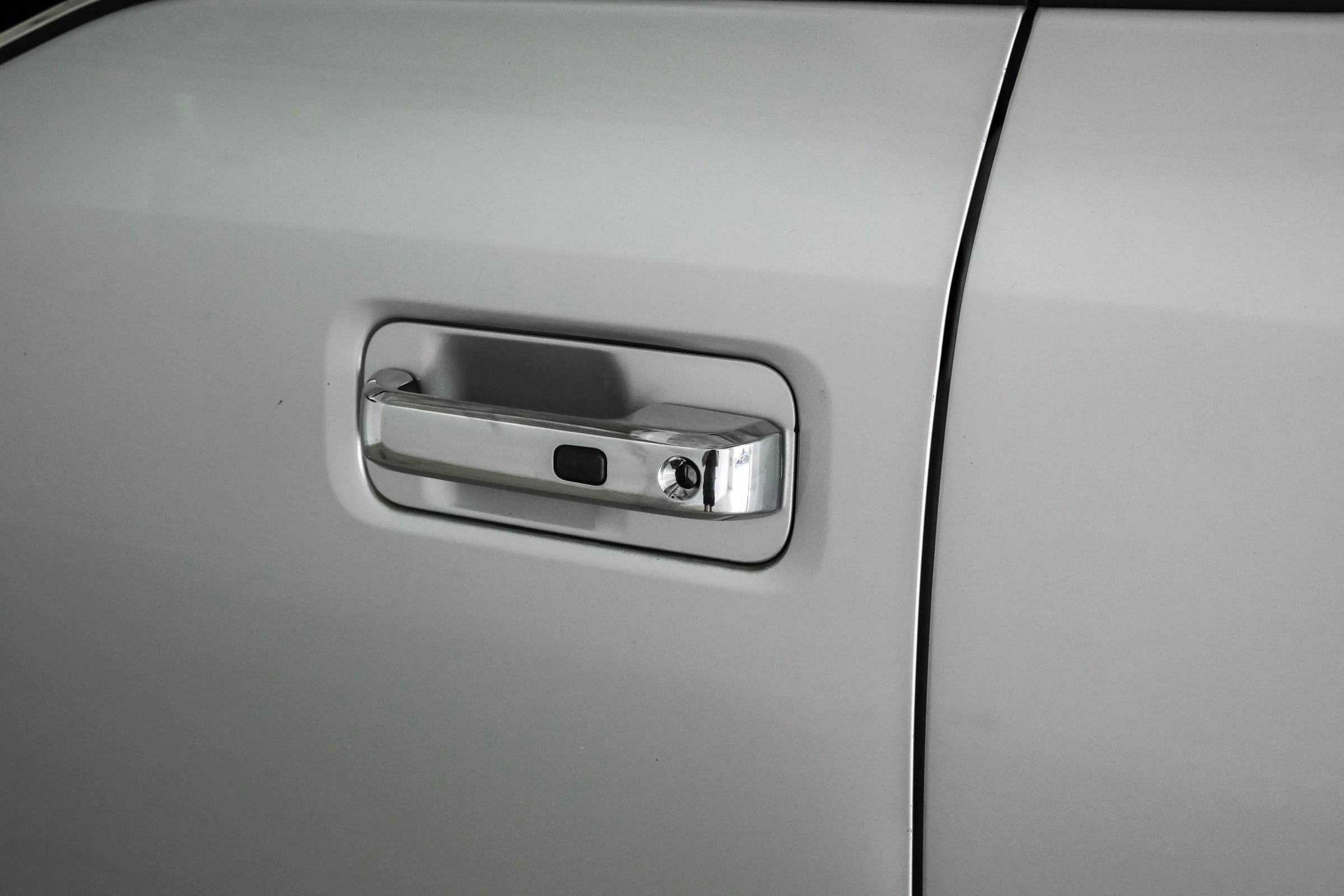 Used 2015 Ford F150 Platinum w/ Equipment Group 701A Luxury RWD image 34