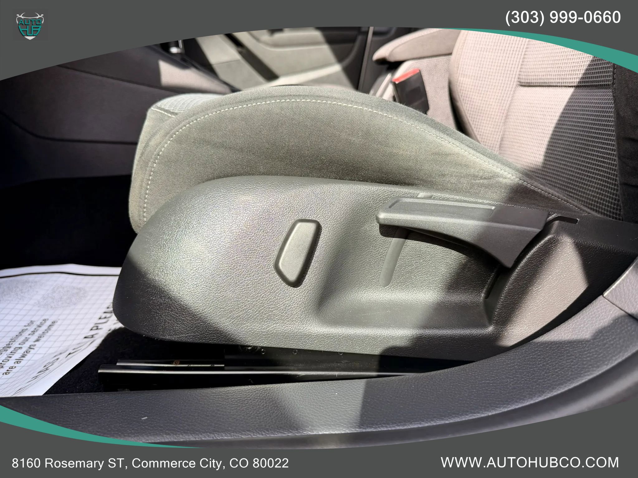 Used 2012 Volkswagen Golf TDI FWD image 23