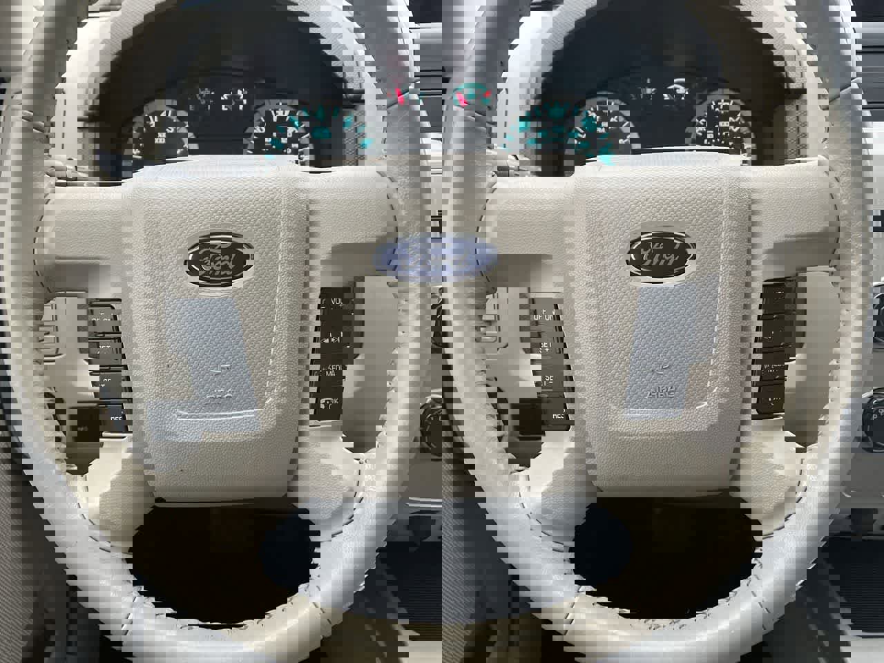 Used 2012 Ford Escape XLT image 10