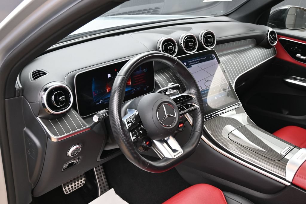 Used 2024 Mercedes-Benz GLC 43 AMG 4MATIC image 19