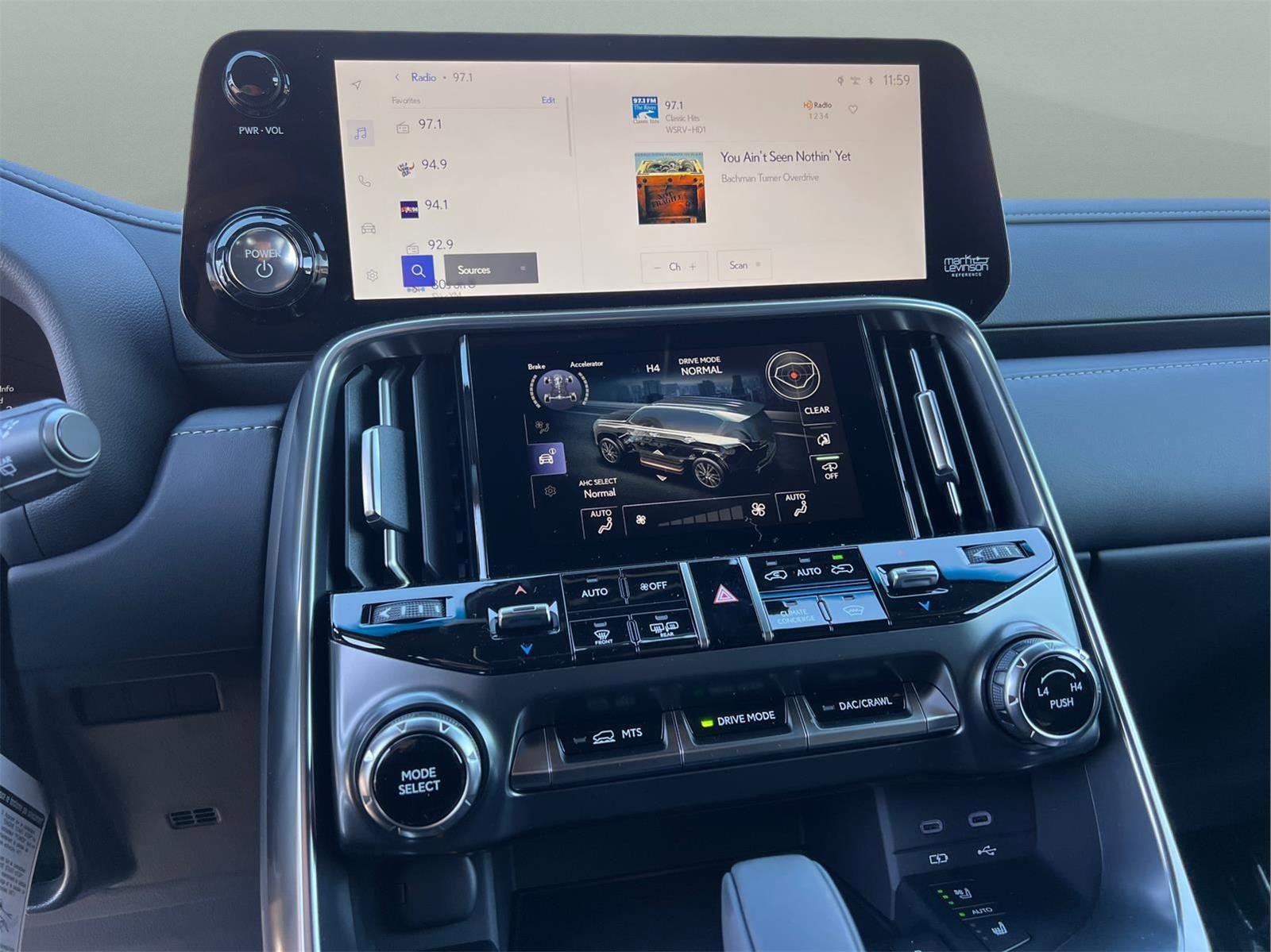 New 2026 Lexus LX 700h Luxury image 22