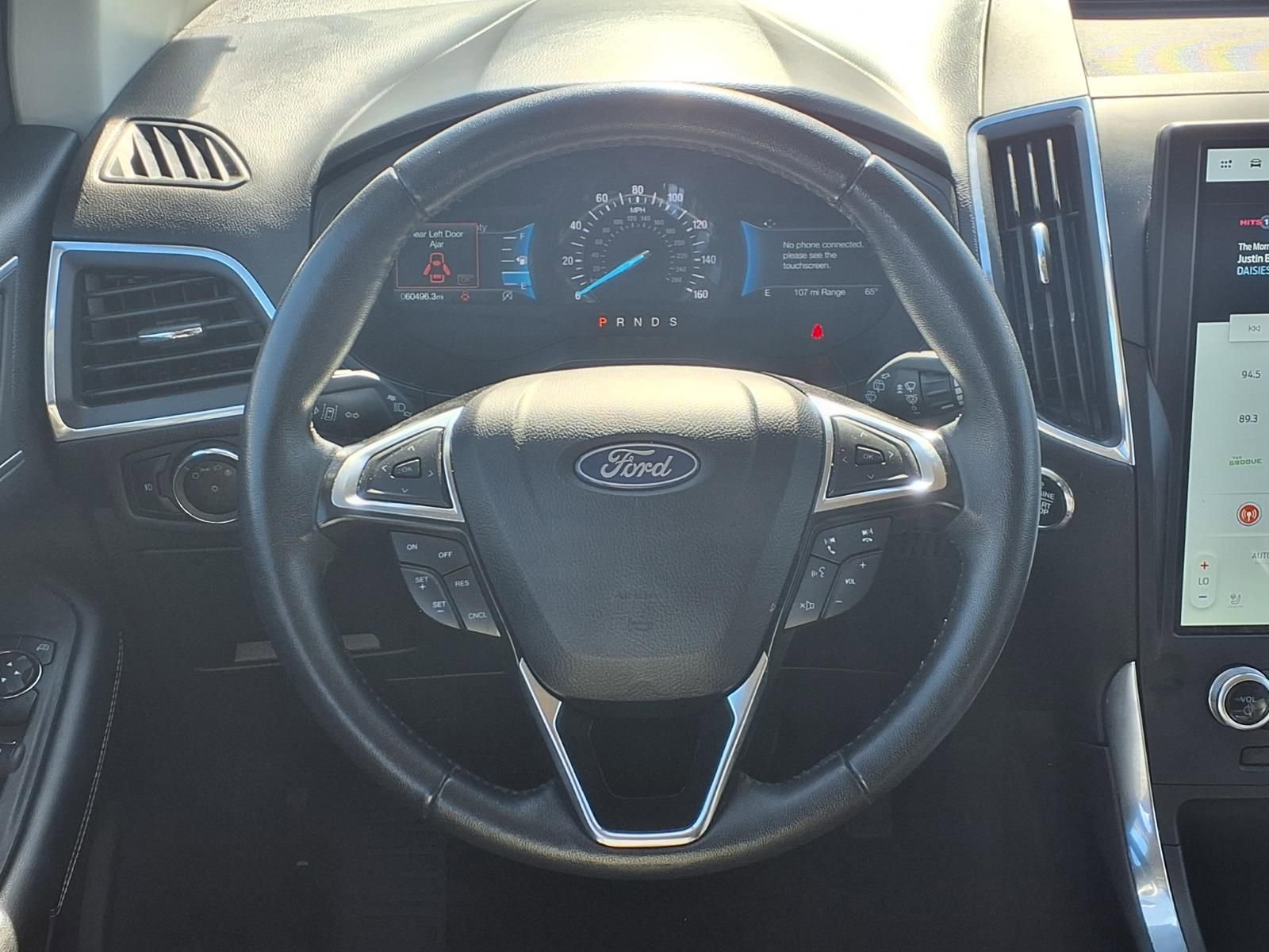 Used 2024 Ford Edge Titanium image 14