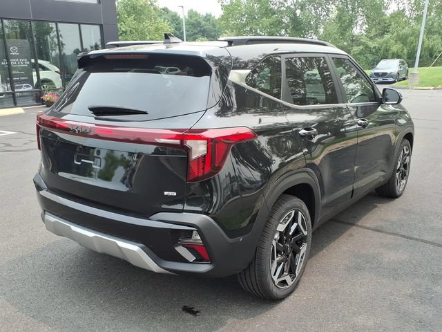 Used 2024 Kia Seltos SX w/ SX Sunroof Package AWD/4WD image 5
