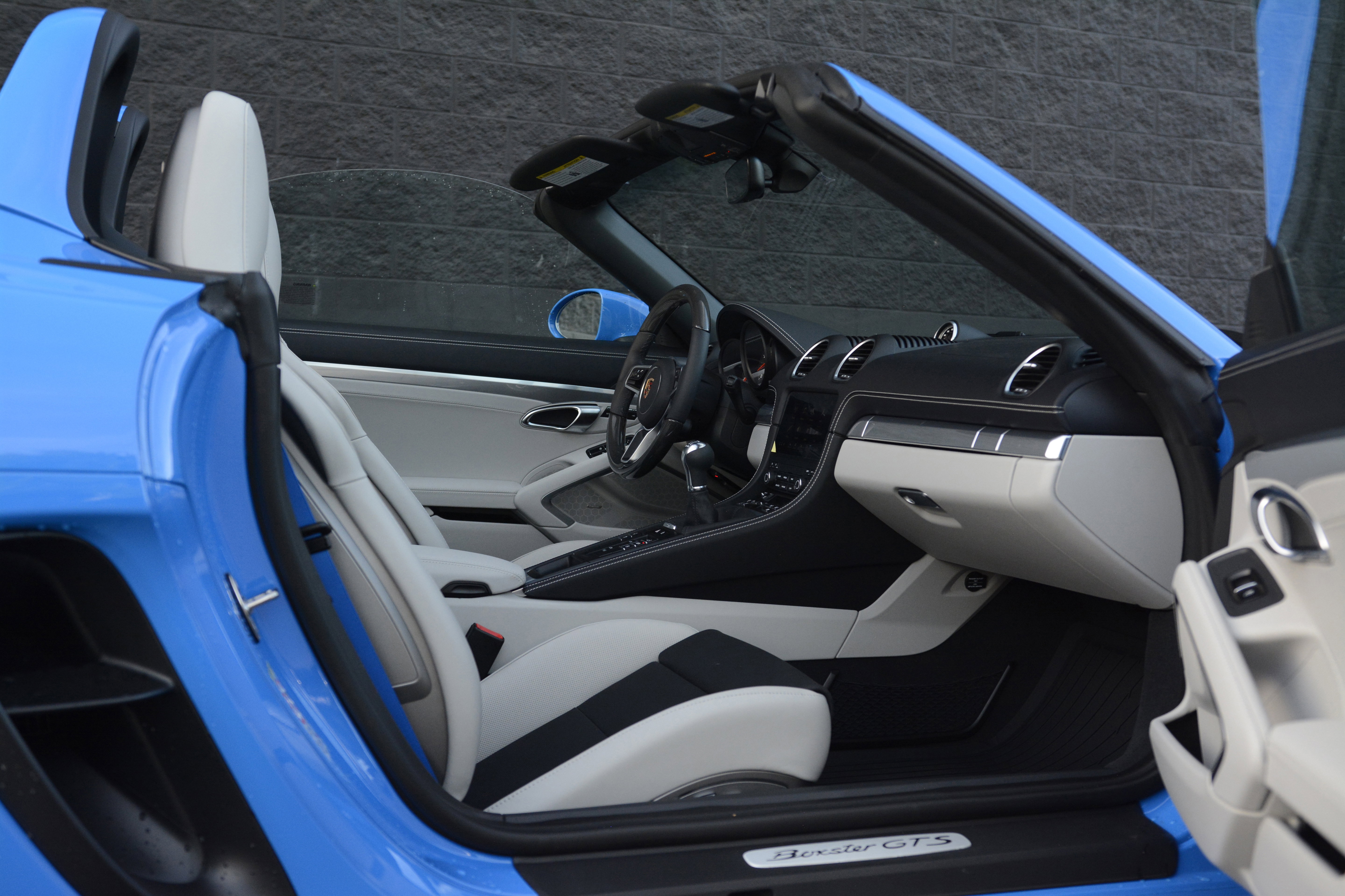 Certified 2025 Porsche 718 Boxster GTS image 24