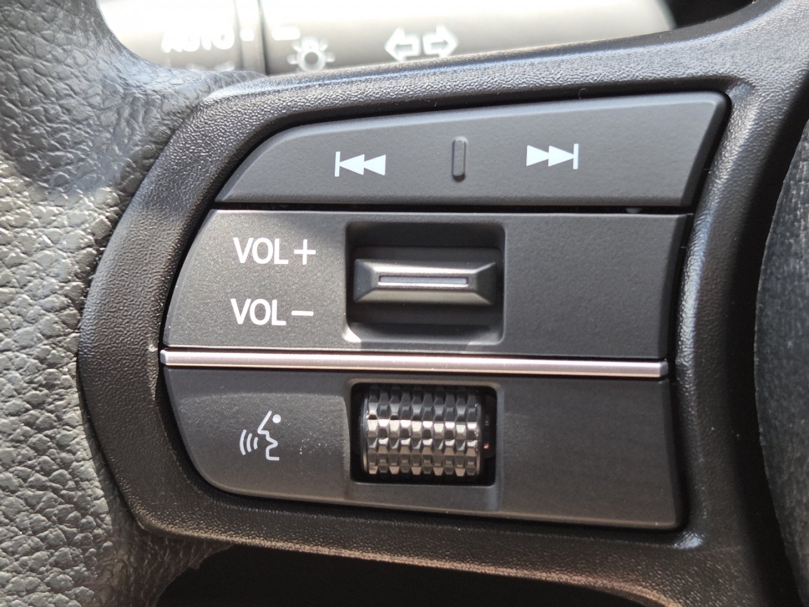 New 2026 Honda Accord LX image 9