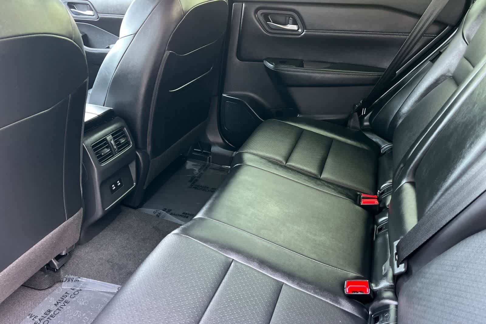 New 2026 Nissan Rogue Dark Armor image 5