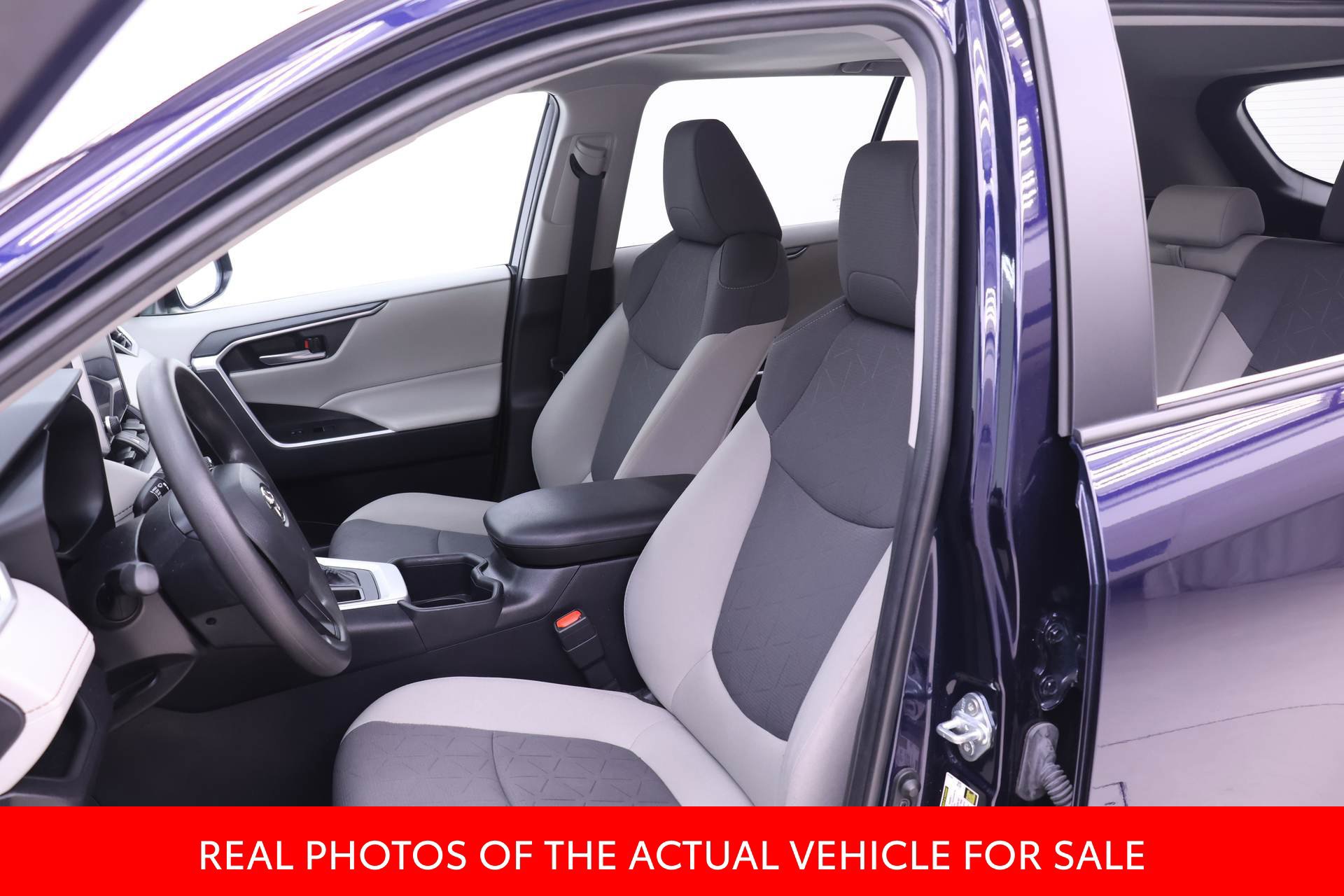 Certified 2025 Toyota RAV4 XLE w/ Convenience Package AWD/4WD image 3