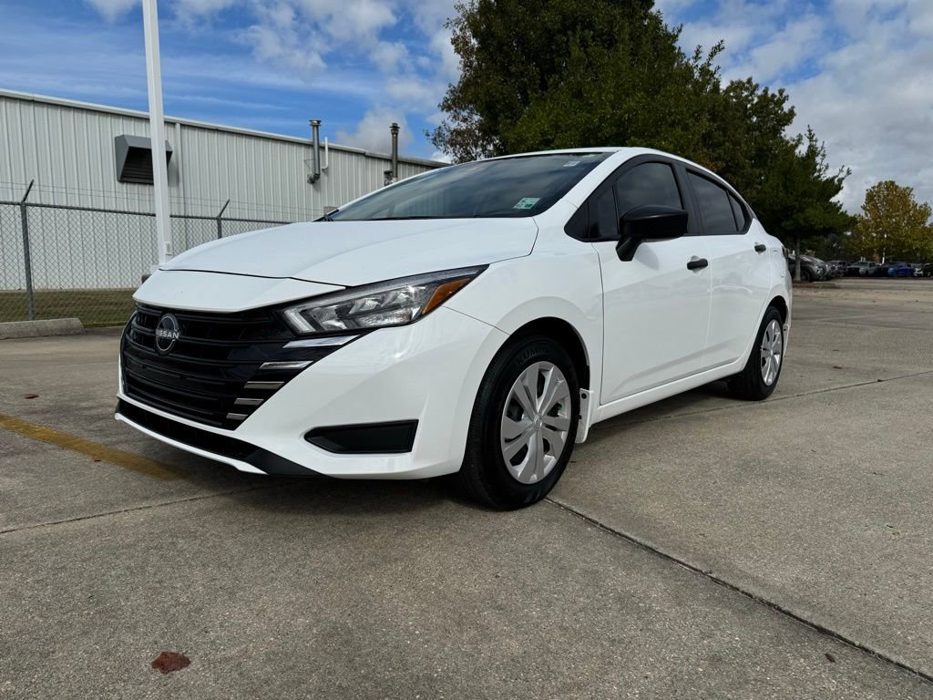 Used 2025 Nissan Versa S w/ Trunk Package