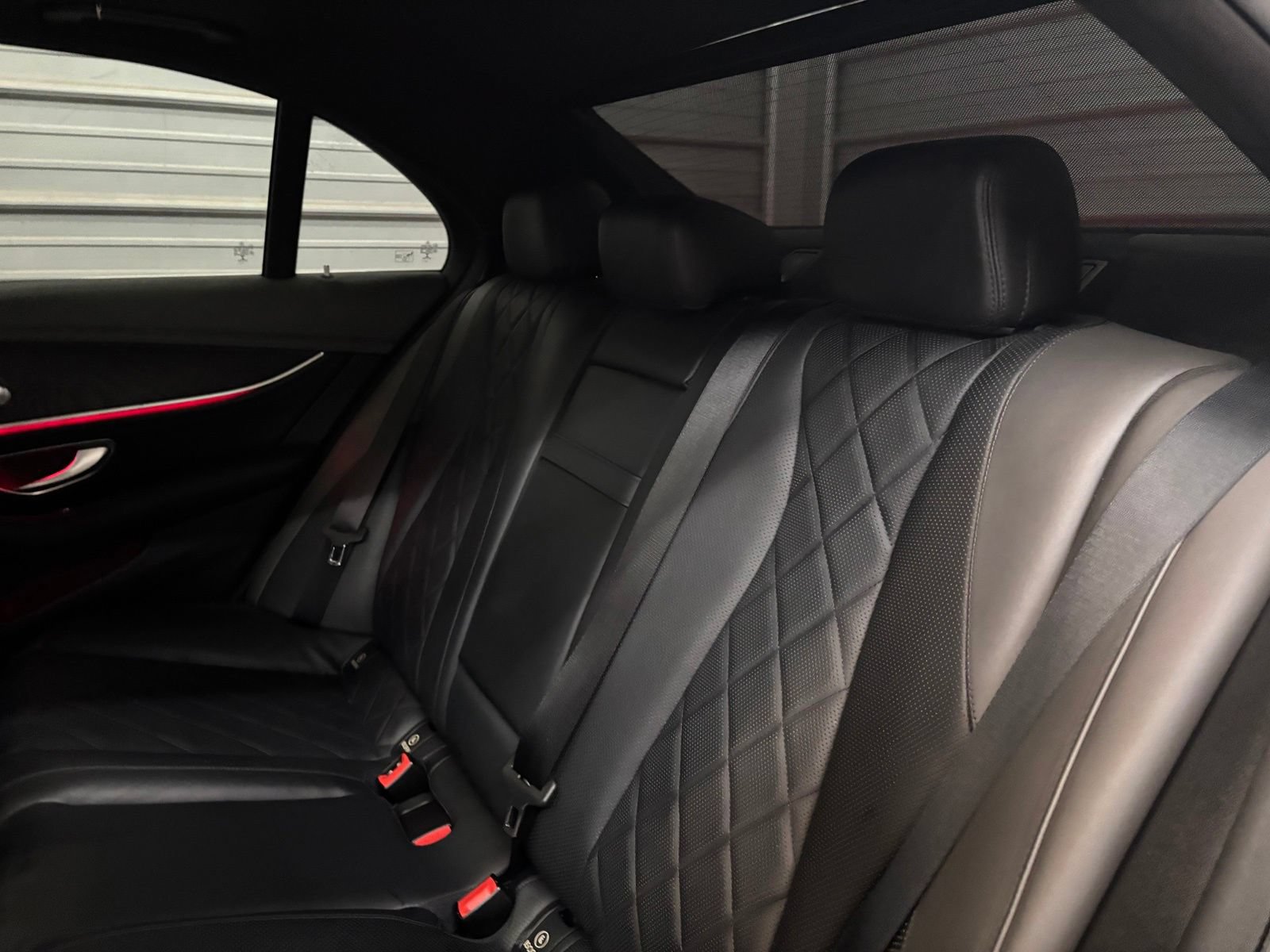 Used 2017 Mercedes-Benz E 300 4MATIC image 26