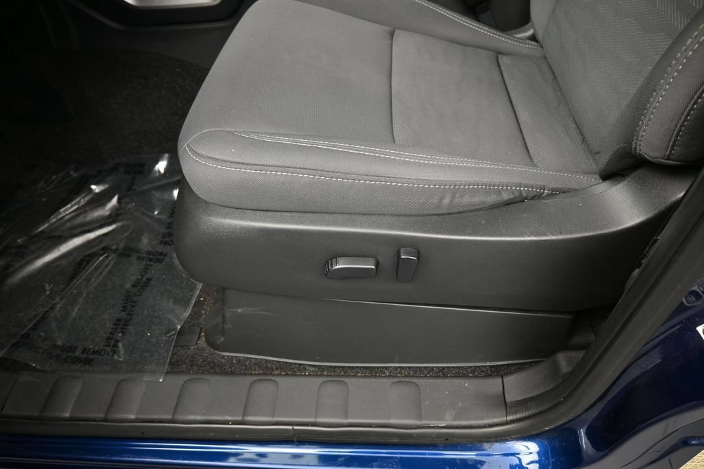 Used 2022 Nissan Frontier SV RWD image 17
