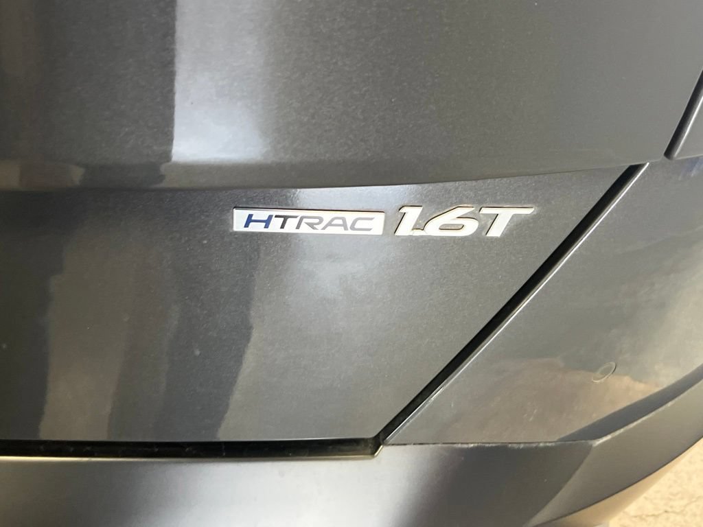 Certified 2024 Hyundai Kona Limited AWD/4WD image 9