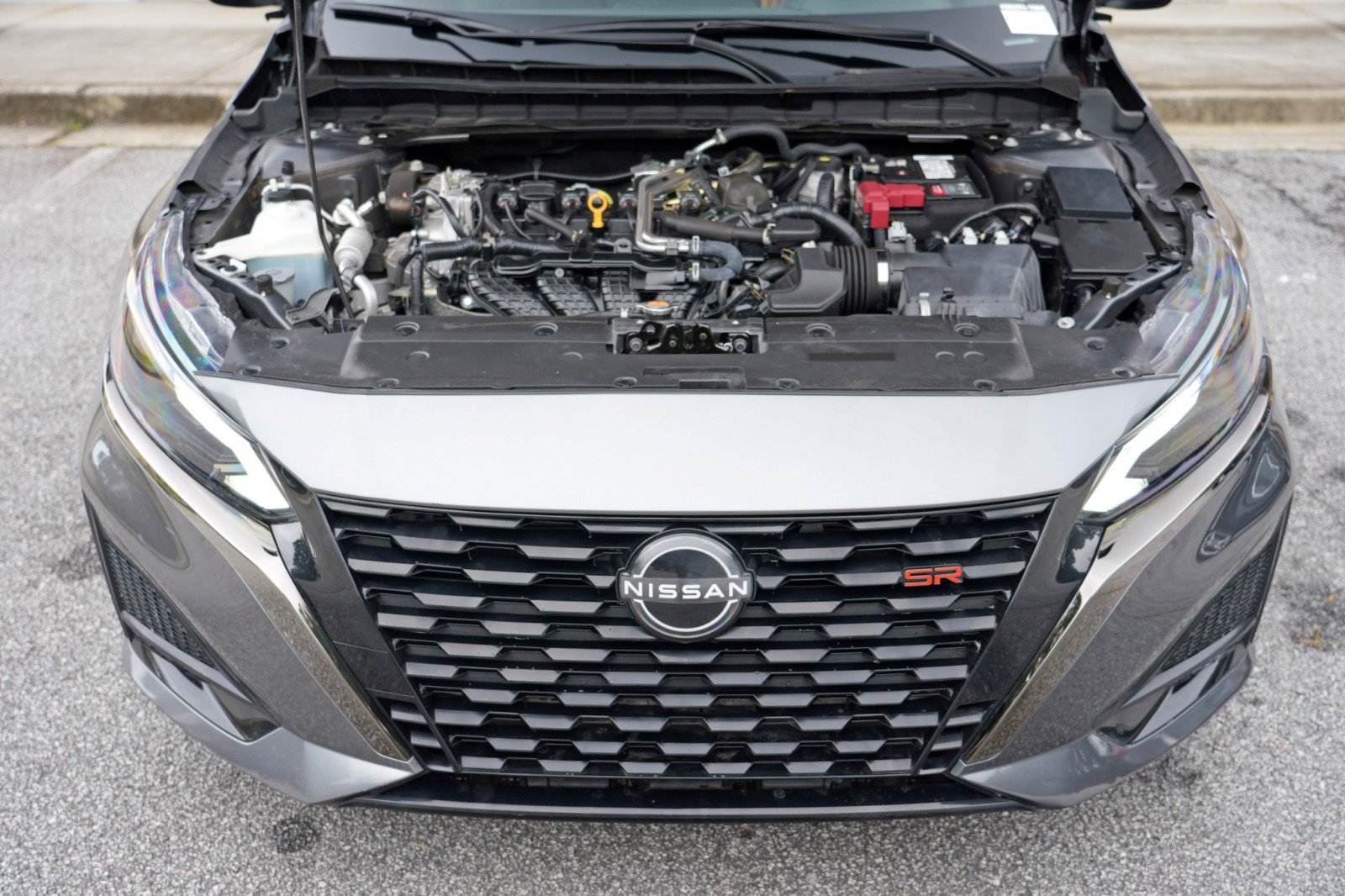 Used 2023 Nissan Altima 2.5 SR w/ SR Premium Package FWD image 7