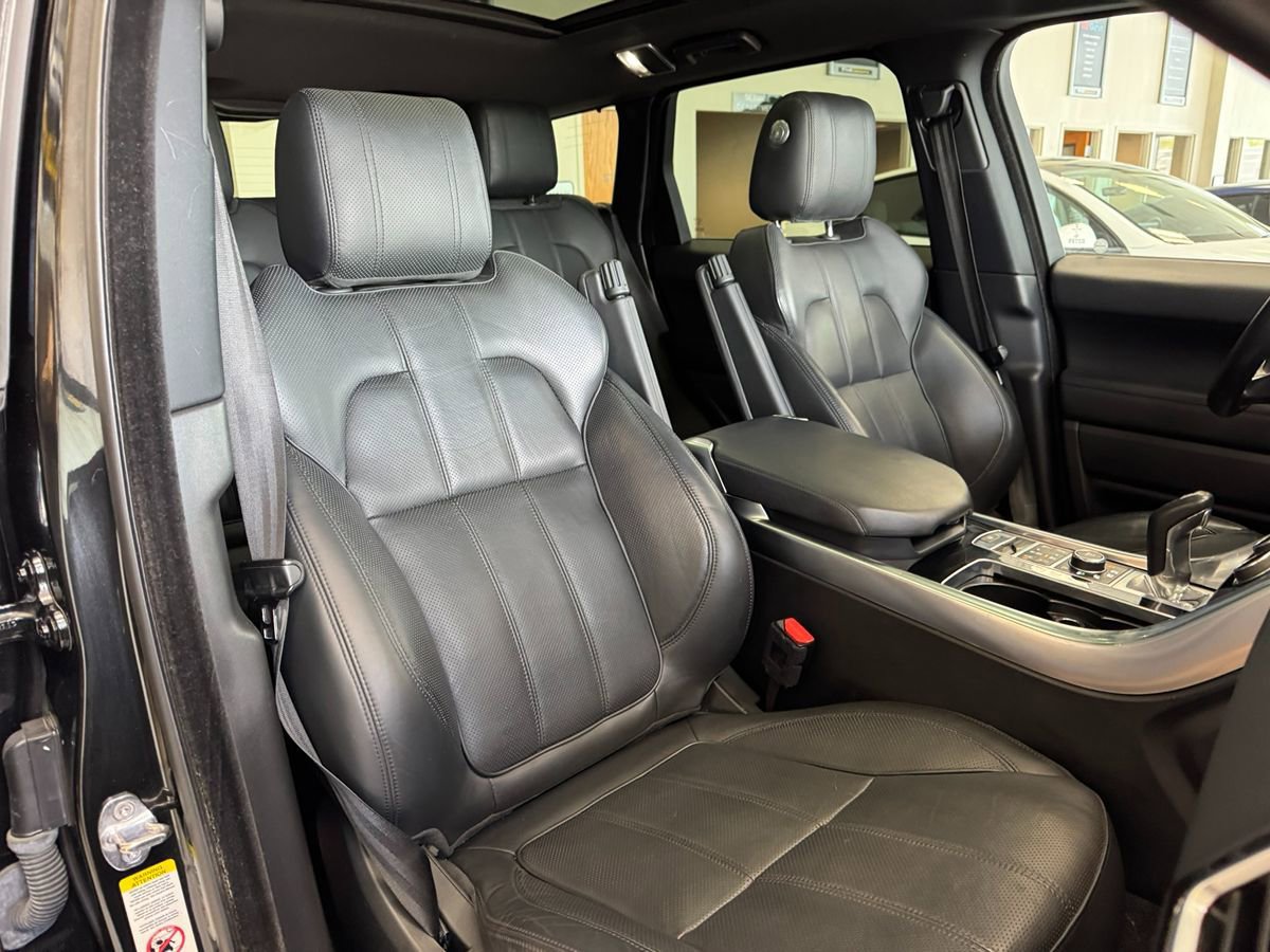 Used 2016 Land Rover Range Rover Sport Supercharged AWD/4WD image 18