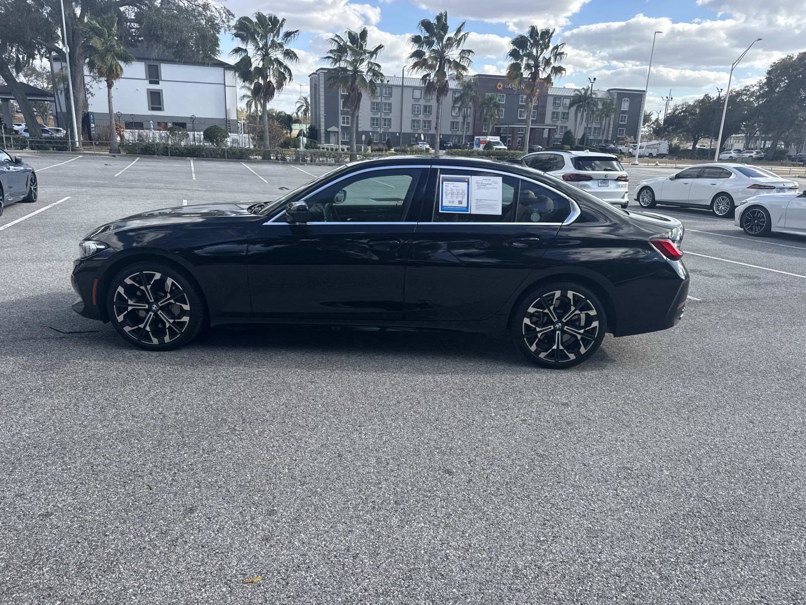 Certified 2025 BMW 330i 330i w/ Convenience Package image 7