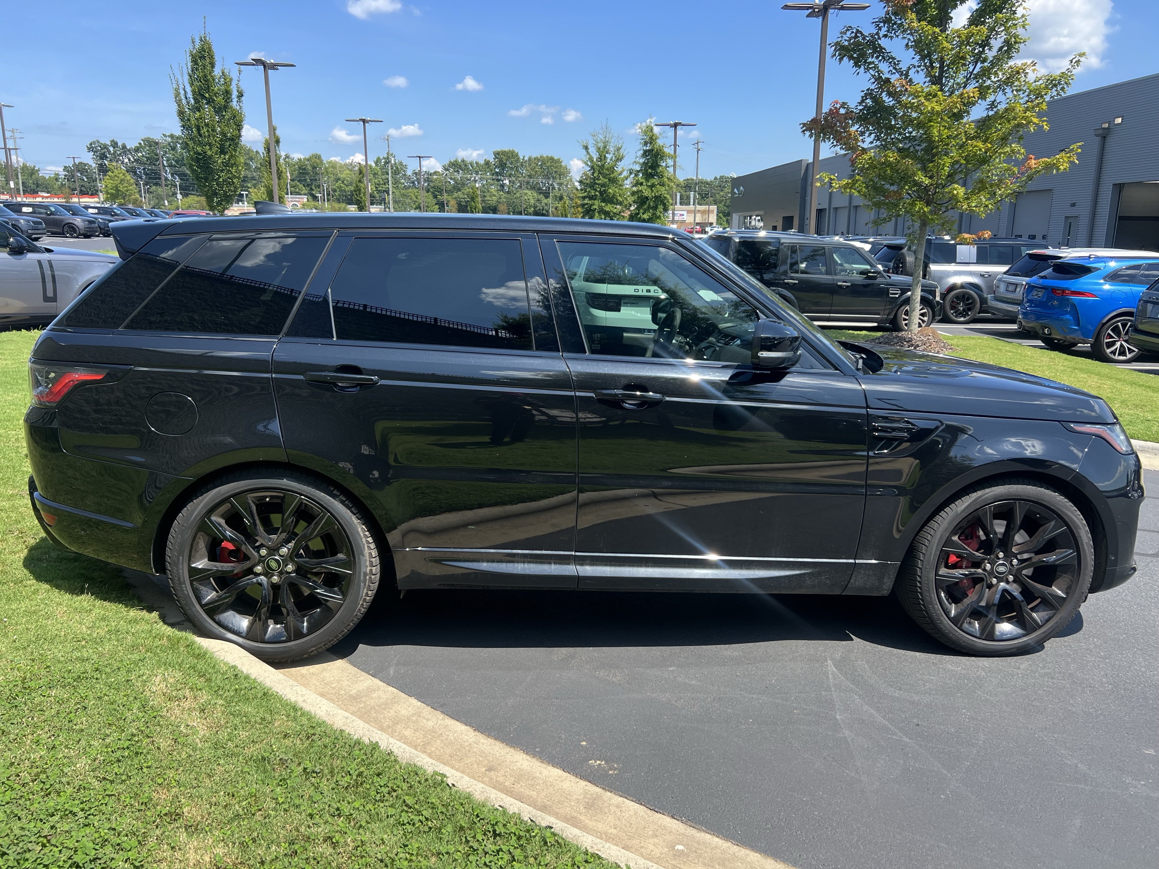 Used 2021 Land Rover Range Rover Sport HST AWD/4WD image 32