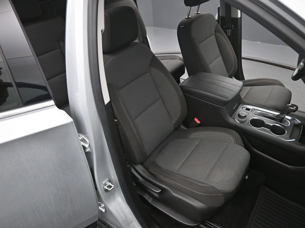 Used 2018 Chevrolet Traverse LS image 21