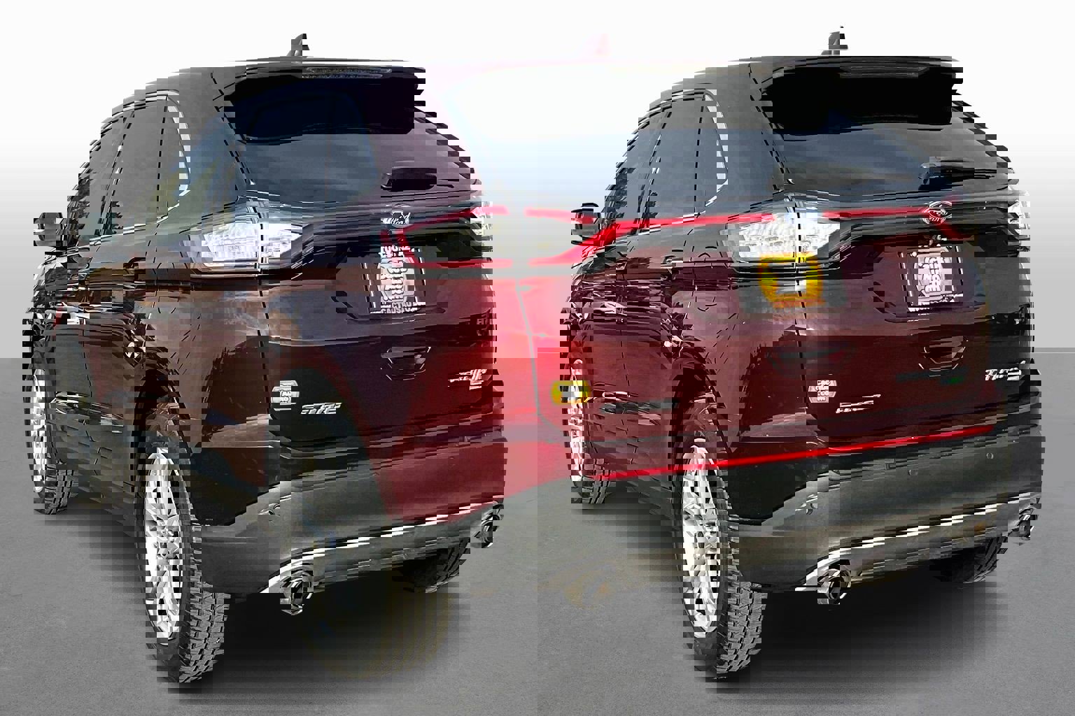 Used 2017 Ford Edge Titanium image 11