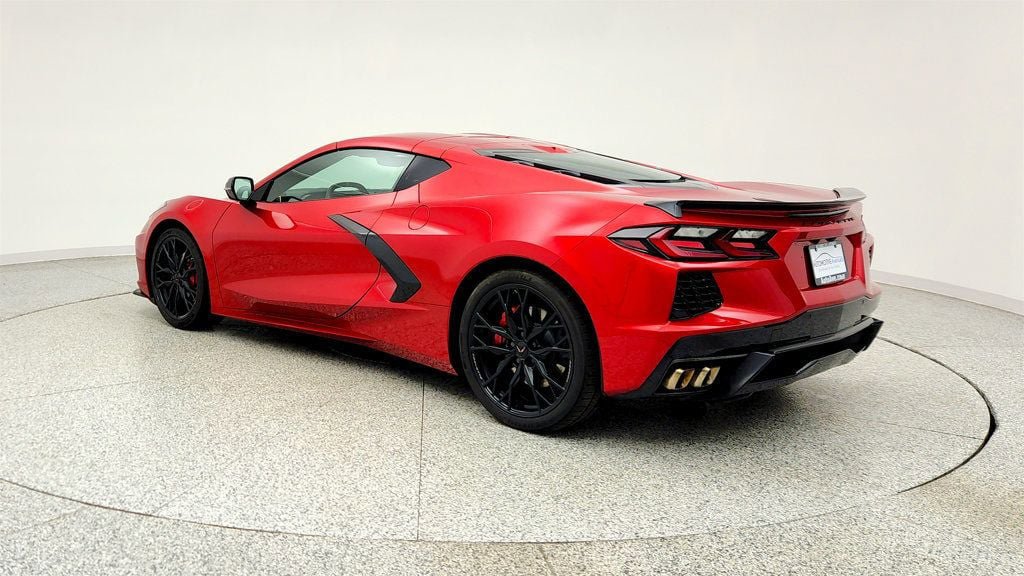 Used 2025 Chevrolet Corvette Stingray Preferred Cpe w/ Body-Color Dual Roof Package RWD image 7