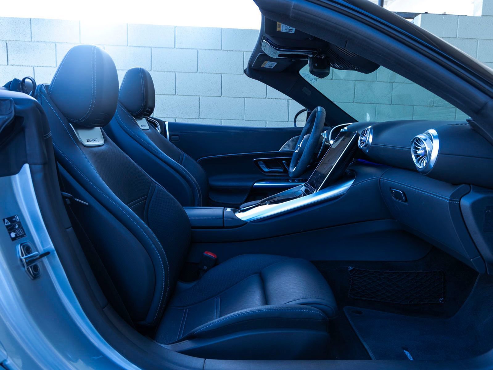 Used 2022 Mercedes-Benz SL 55 AMG 4MATIC image 21