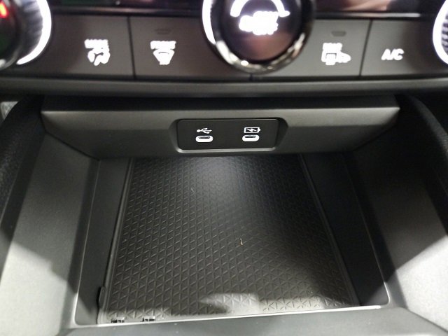 New 2025 Honda Accord SE image 22