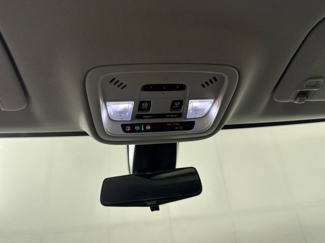 Used 2020 Chevrolet Traverse RS w/ LPO, Floor Liner Package image 24