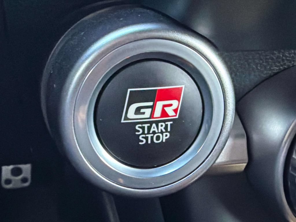 Used 2022 Toyota GR86 Premium RWD image 29