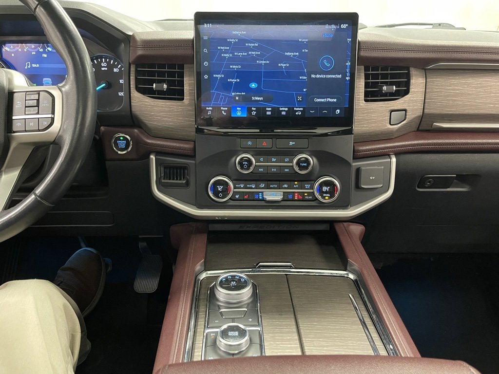 Used 2023 Ford Expedition Limited image 28